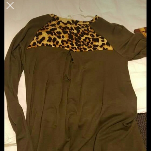 Sz small leopard tunic - Picture 2 of 2